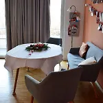 Zuhause Wohnprojekt - Double With Private Bathroom * Hannover