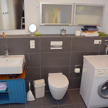 Rum i privatbostad Zuhause Wohnprojekt - Double With Private Bathroom